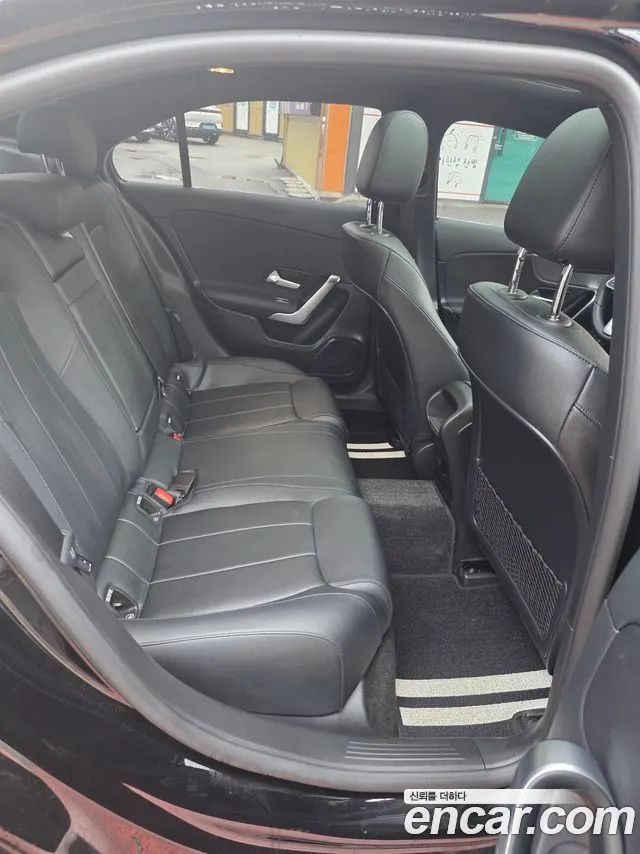 Mercedes-Benz A-Class W177 — Фото автомобиля 14