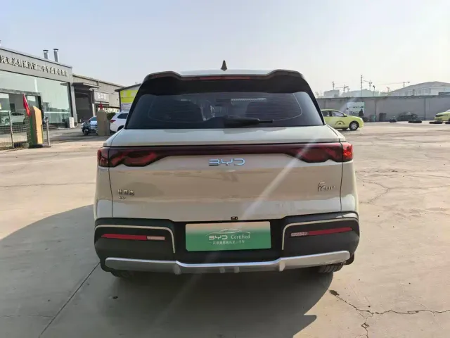 BYD Yuan UP — Фото автомобиля 8
