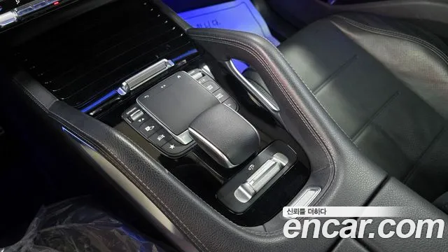 Mercedes-Benz GLE-Class — Фото автомобиля 17