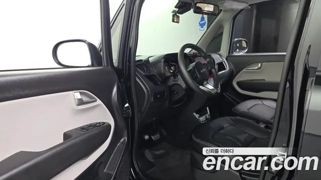 Kia RAY Новый Kia Ray Фургон — Фото автомобиля 10