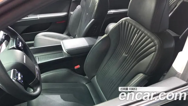 Hyundai Grandeur GN7 — Фото автомобиля 28