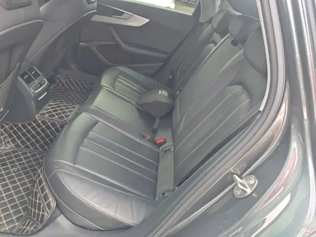 Audi Audi A4L 2020 40 TFSI Luxury Dynamic — Фото автомобиля 16