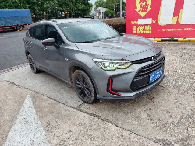 Chevrolet Orlando — Фото автомобиля 3