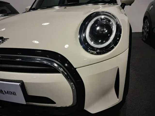 MINI Hatch — Фото автомобиля 17