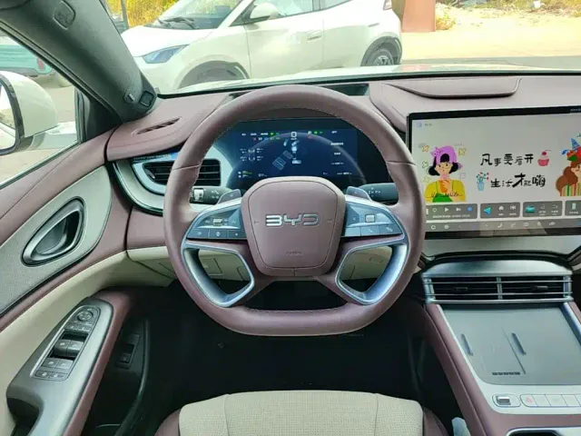 BYD Seal 07 DM-i — Фото автомобиля 10