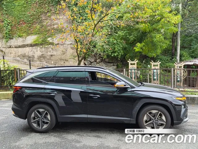 Hyundai Tucson — Фото автомобиля 3