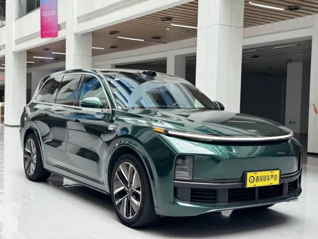 Li Auto L9 — Фото автомобиля 3