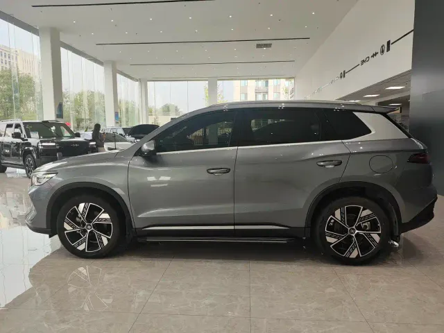 BYD Song Pro — Фото автомобиля 8