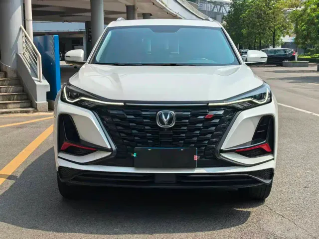 Changan CS75 Plus — Фото автомобиля 2