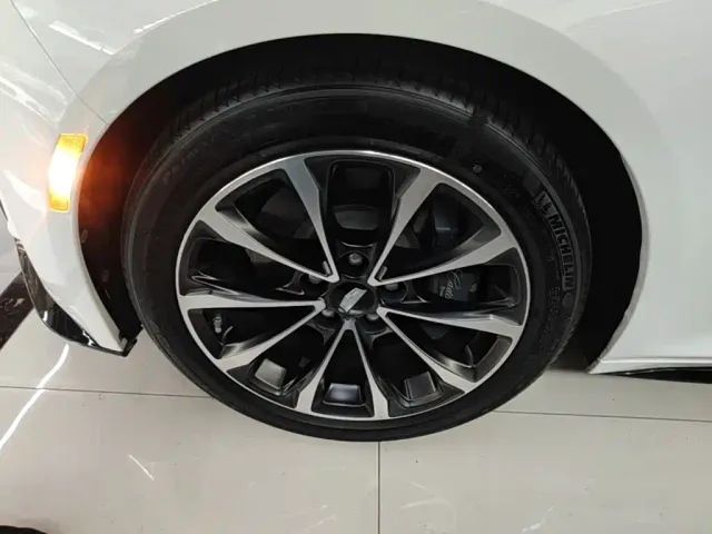 Cadillac CT5 — Фото автомобиля 22