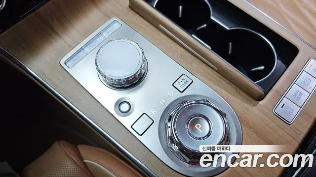 Genesis G80 Бензин 2.5 турбо AWD — Фото автомобиля 8