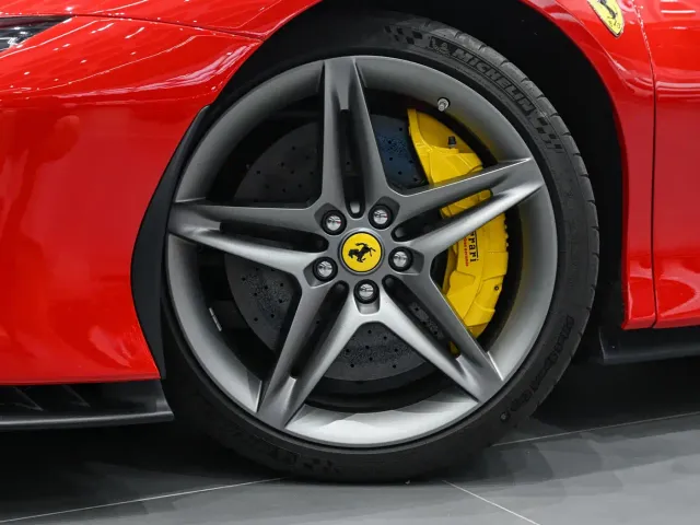 Ferrari SF90 — Фото автомобиля 28