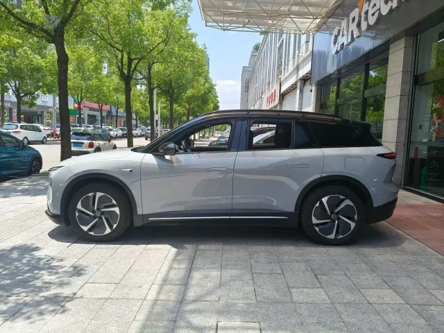 Nio ES6 — Фото автомобиля 4