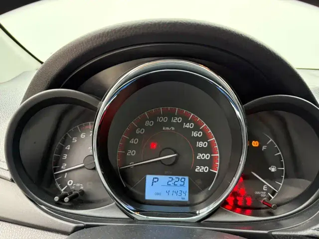 Toyota Vios — Фото автомобиля 9