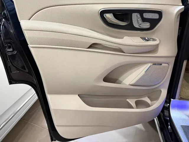 Mercedes-Benz V-Class — Фото автомобиля 5