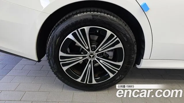Mercedes-Benz E-Class W214 — Фото автомобиля 5