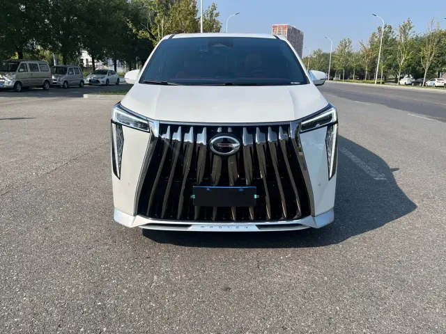 GAC Trumpchi M8 — Фото автомобиля 2