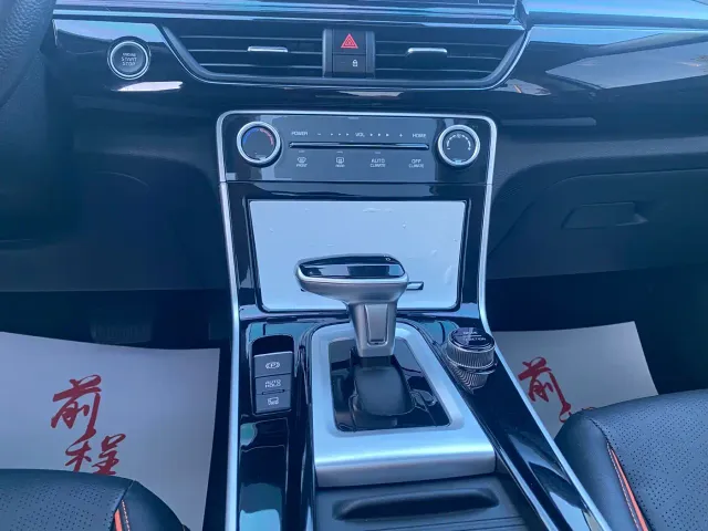 Kia Seltos — Фото автомобиля 7