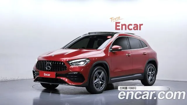 Фотография автомобиля — Mercedes-Benz GLA-Class H247