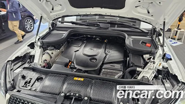 Mercedes-Benz GLE-Class — Фото автомобиля 9