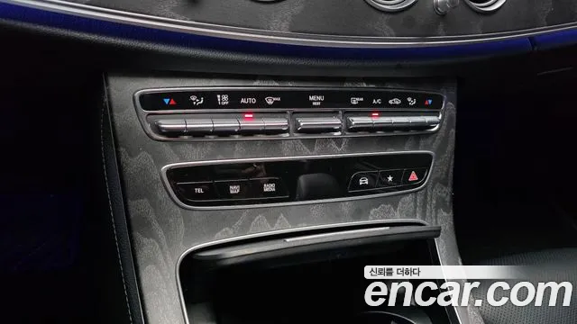 Mercedes-Benz E-Class W213 — Фото автомобиля 23