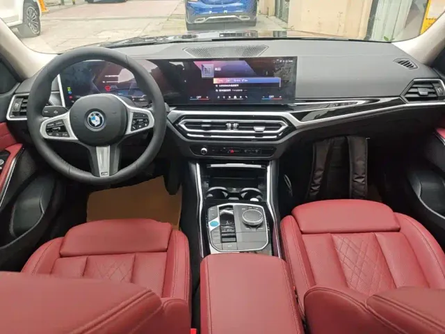 BMW i3 — Фото автомобиля 9