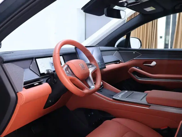 BYD Tang L — Фото автомобиля 11