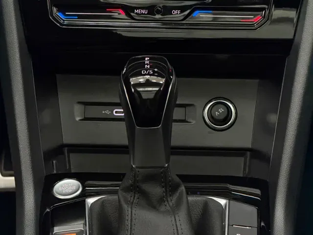 Volkswagen Tiguan L — Фото автомобиля 18