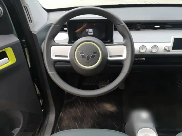 Wuling Hongguang Mini EV — Фото автомобиля 10