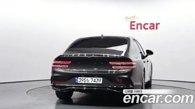 Genesis G80 Бензин 2.5 турбо AWD — Фото автомобиля 4