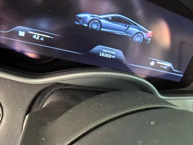 McLaren GT — Фото автомобиля 12
