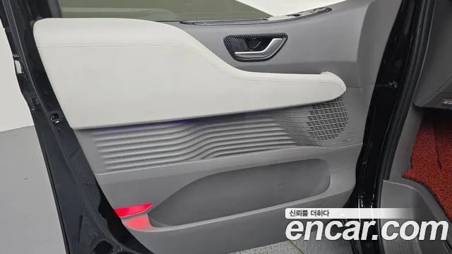 Hyundai Staria — Фото автомобиля 13