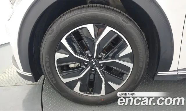 Kia EV6 — Фото автомобиля 5