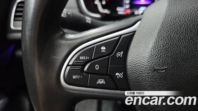 Renault Korea SM6 — Фото автомобиля 29
