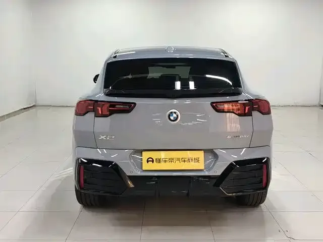 BMW X2 — Фото автомобиля 4