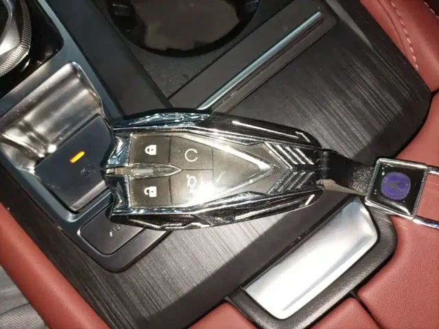 Changan CS75 Plus — Фото автомобиля 8