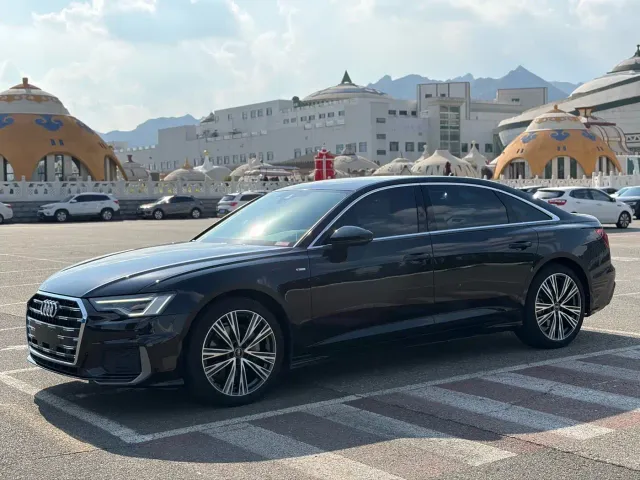 Audi Audi A6L 2022 40 TFSI Luxury Dynamic — Фото автомобиля 3