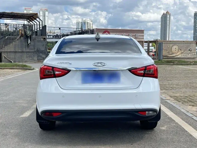 Chery Arrizo 5 — Фото автомобиля 5