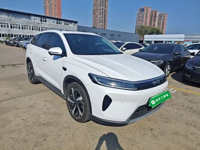 BYD Seal 05 DM-i — Фото автомобиля 3