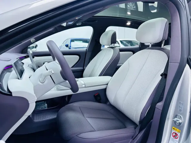 Changan Qiyuan A06 — Фото автомобиля 10