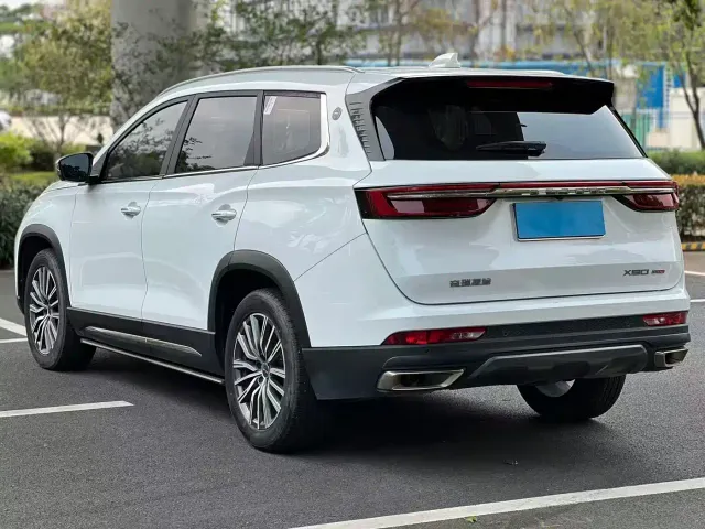 Jetour X90 Plus — Фото автомобиля 6