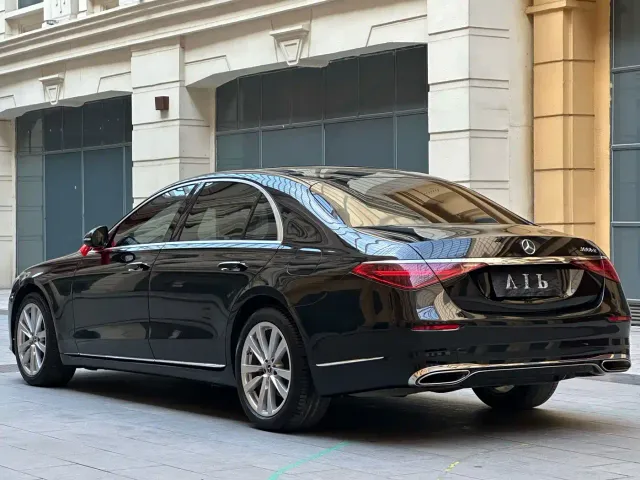 Mercedes-Benz S-Class — Фото автомобиля 4