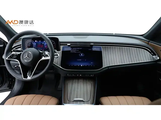 Mercedes-Benz E-Class — Фото автомобиля 5