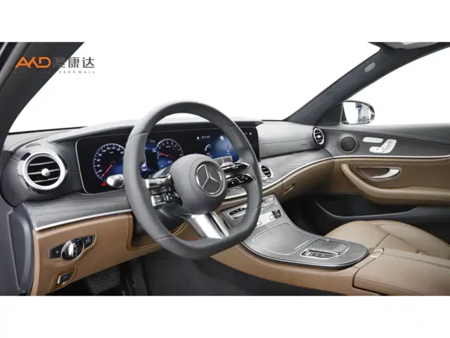 Mercedes-Benz E-Class — Фото автомобиля 6