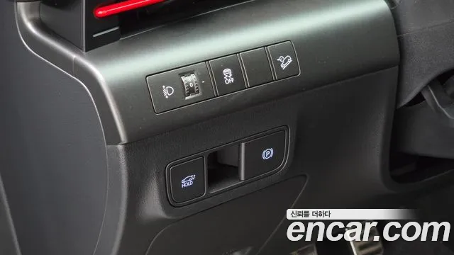 Hyundai Kona Kona (SX2) Бензин 1.6 Turbo 4WD — Фото автомобиля 16