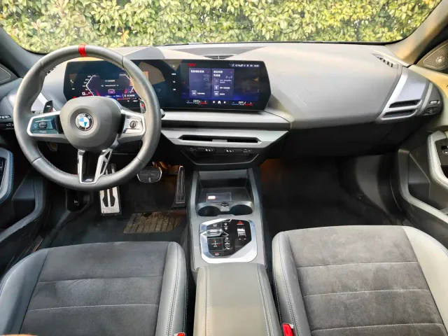 BMW M235L — Фото автомобиля 12