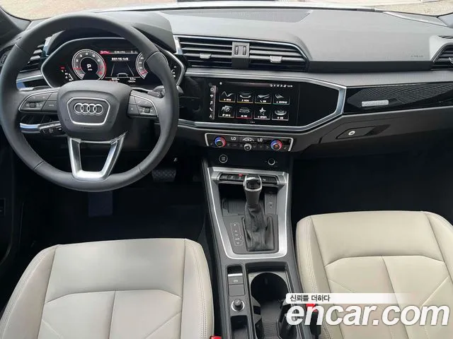 Audi Q3 40 TFSI quattro Premium — Фото автомобиля 7