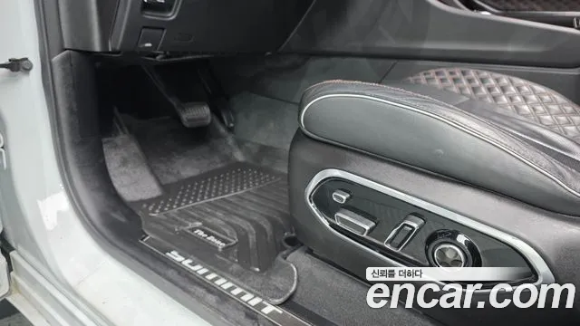 Jeep Cherokee — Фото автомобиля 27