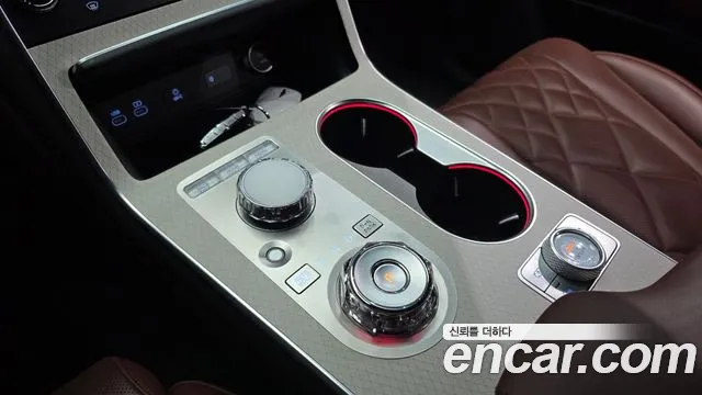 Genesis GV80 — Фото автомобиля 12