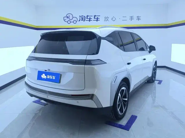 GAC Aion Y — Фото автомобиля 3